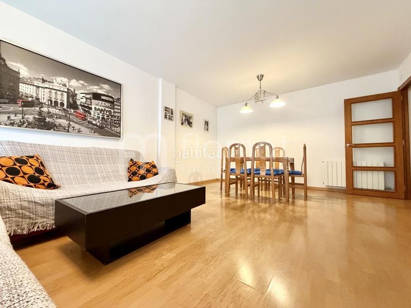 Foto 5abf8381-123b-4c27-a437-bfa42817965c. Pis amb aparcament a Malgrat de Mar