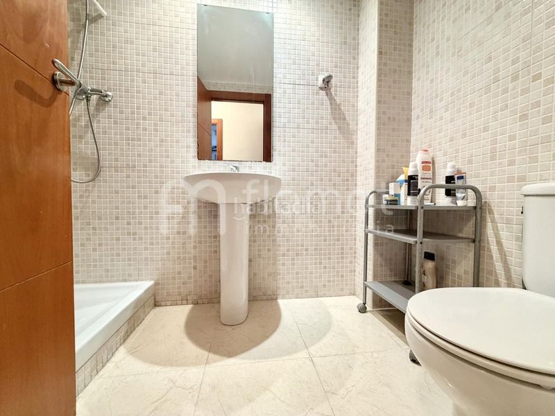 Foto f624fa48-7cb1-4f57-b221-eb90895f22bc. Pis amb aparcament a Malgrat de Mar