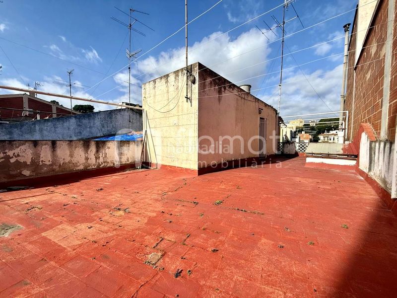 Foto 823da2b2-3f49-47c0-91e3-d1444aeb4012. Casa amb aparcament a Malgrat de Mar