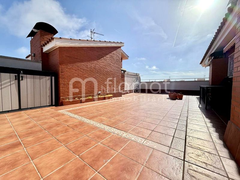 Foto 398cedbb-a799-48b4-a425-c6f9d2f90c6e. Àtic a Malgrat de Mar