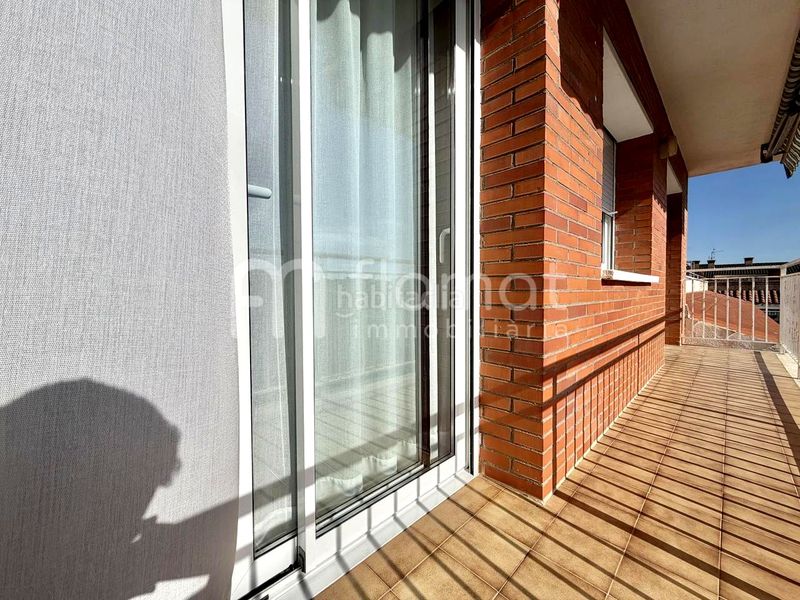 Foto 91fbaf63-cfa1-4dae-823e-d60440a3ddb6. Àtic a Malgrat de Mar