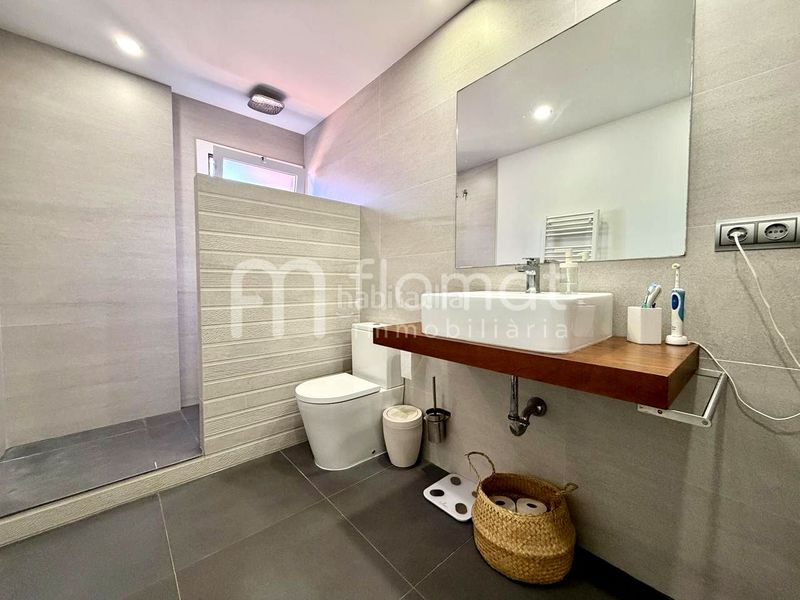 Foto f6799eec-5013-46c7-86d7-fb4cf631849b. Àtic a Malgrat de Mar