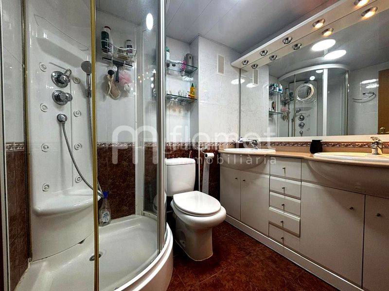 Foto af293ef3-8fc0-4c17-8ff7-88eb44069a60. Rent flat with pool in Malgrat de Mar
