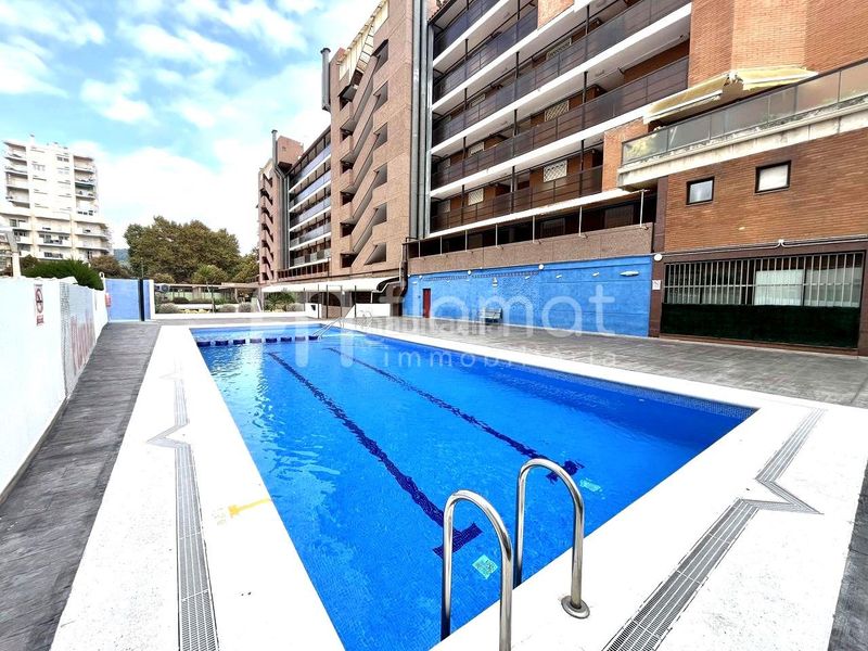 Foto 019c8401-88ae-416f-97af-b4f91c36796e. Estudi amb piscina a Malgrat de Mar