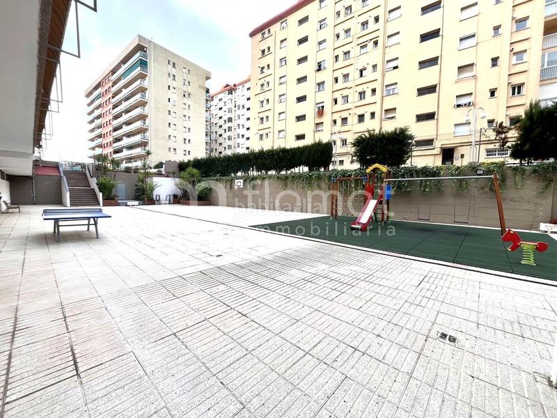 Foto 3d1fa1ca-cb96-4583-81f8-eda615dca6cf. Estudi amb piscina a Malgrat de Mar