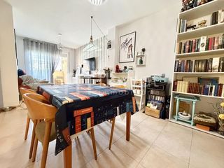 Rez-de-chaussée à Malgrat de Mar. Bajo en venta en malgrat de mar
