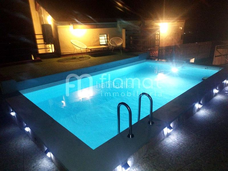Foto 48755e7d-de1e-40a1-a5d5-fe8f05b4a701. Casa amb piscina a Niàgara Parc -Àgora Parc Tordera