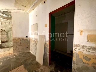 Local Comercial en Tordera. Local en venta en tordera