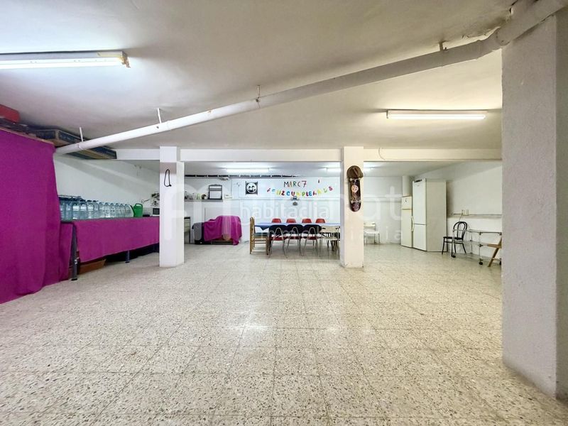 Foto 5890fada-46a2-4125-8242-b2f27bfc1d0f. Local comercial a Centre Pineda de Mar