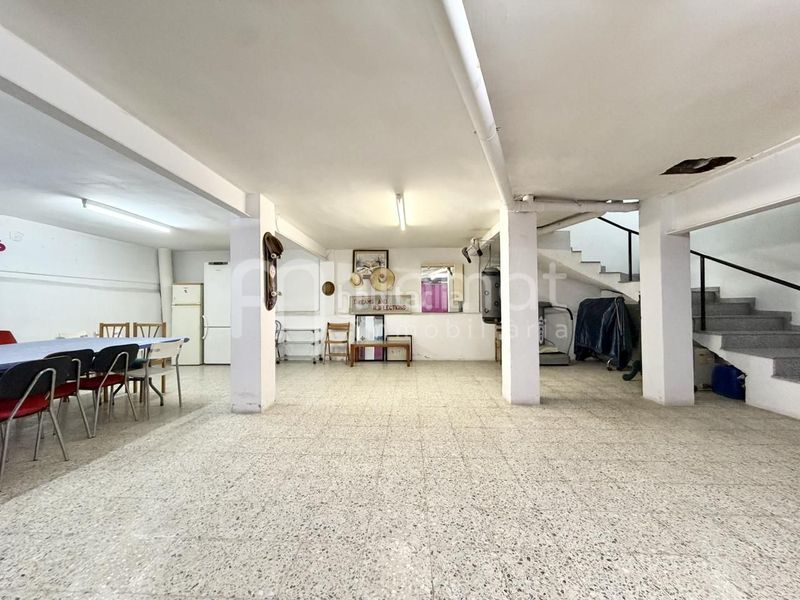 Foto c199816a-cc21-4bcb-8cc8-9cd17a81c89d. Local comercial a Centre Pineda de Mar