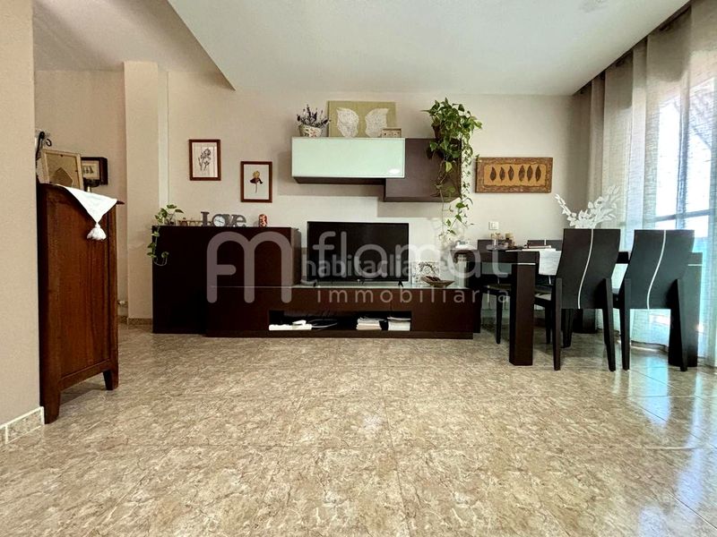 Foto 6671edfd-7233-47dd-bd11-2db60ed5ca18. Dúplex  en venta en Malgrat de Mar