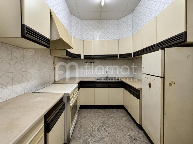 Foto b3d1a68a-5769-4a85-aa94-b1c75b5f4d7a. Edificio in Malgrat de Mar