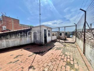 Maison à Malgrat de Mar. Casa en venta en el centro de malgrat de mar!