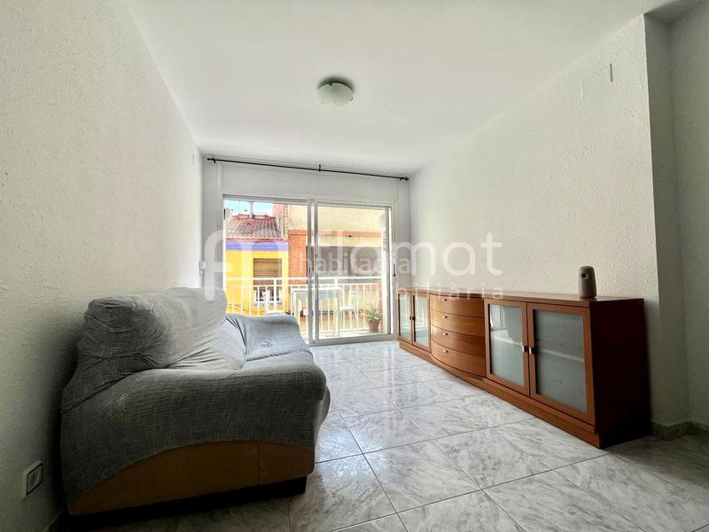 Foto 49c4ea74-9b6a-49f3-a875-89c742192e67. Piso  en venta en Malgrat de Mar