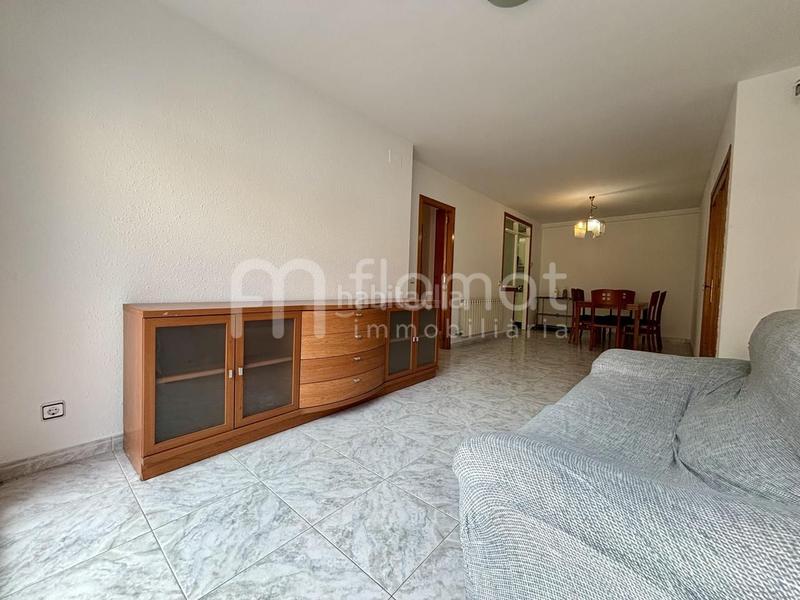 Foto c5ac972b-b1a8-47c4-b130-366d406a8dbc. Piso  en venta en Malgrat de Mar