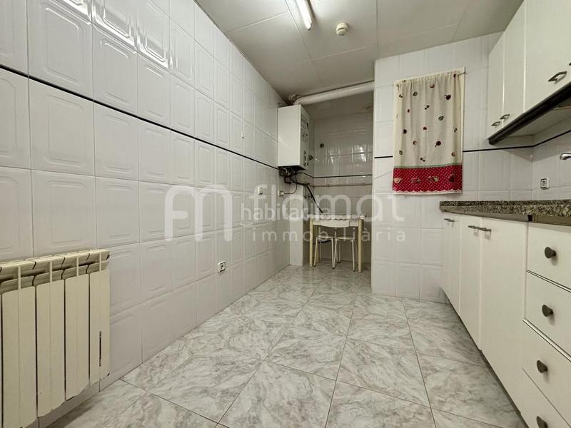 Foto f82007e1-9b96-4b5d-8676-eba5748586f4. Piso  en venta en Malgrat de Mar