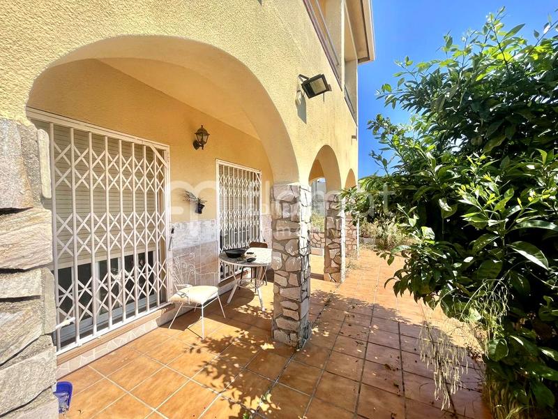 Foto a891bcfa-50c6-448c-ad50-84de99671886. Casa  en venta en Palafolls