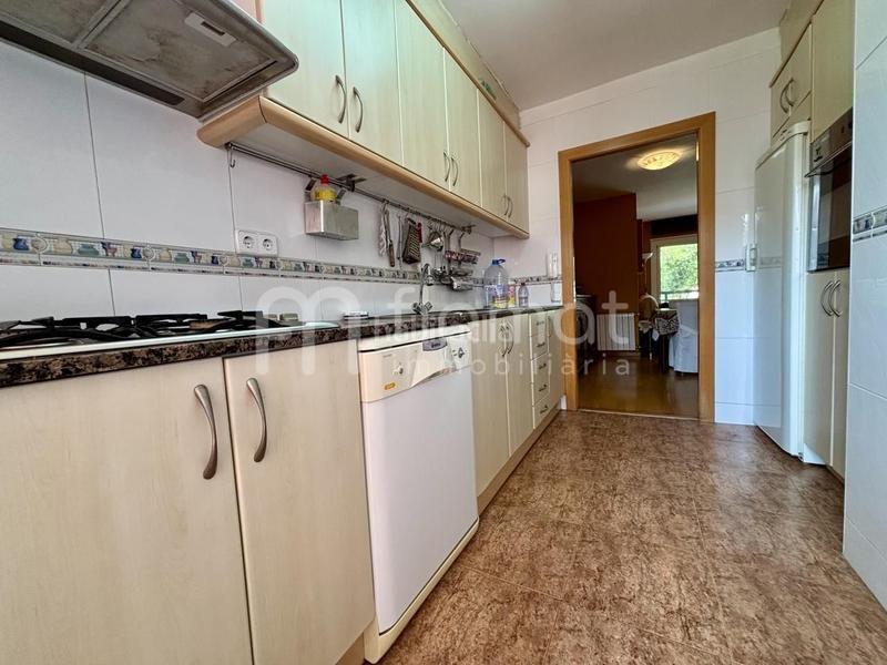 Foto 2256aa5d-ee19-4e62-9c3c-634e1bacf0f2. Piso  en venta en Malgrat de Mar