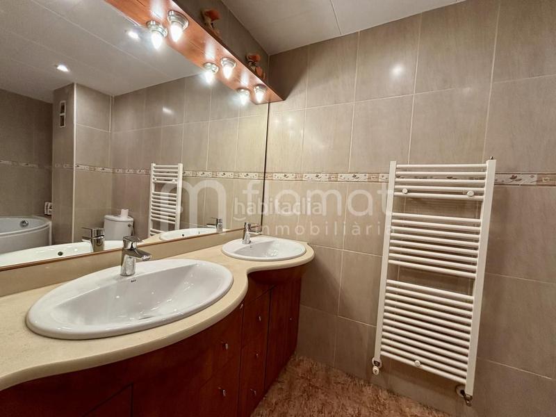 Foto 2c800158-e478-473c-8ad3-fdd7efc7bb1d. Piso  en venta en Malgrat de Mar
