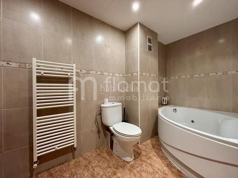 Foto f2baafad-d991-49cf-81cf-55c4b75456d3. Piso  en venta en Malgrat de Mar