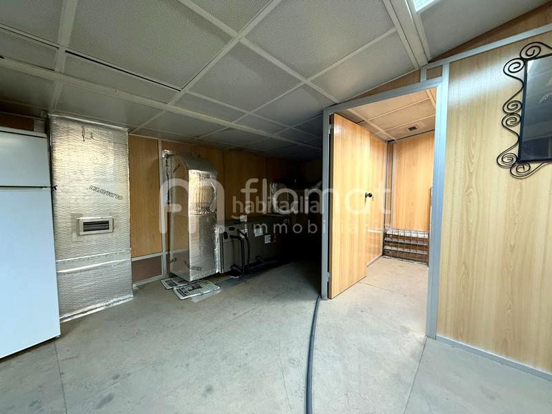 Foto 68819095-50d0-40e2-a720-98e08518db4a. Alquiler local comercial se alquila local en Centre Pineda de Mar