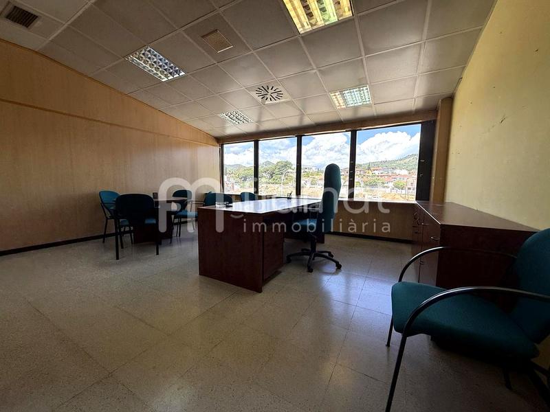 Foto 749c1802-0d11-44aa-ae66-ba6549e8504d. Location local commercial dans Centre Pineda de Mar