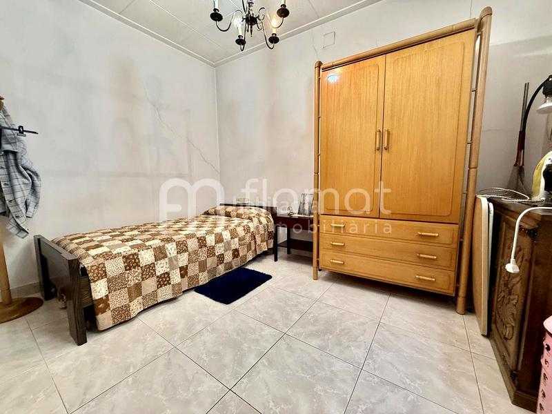 Foto 36b86efb-6f27-4e50-ae2c-34de655f060b. Casa se vende edificio emblemático en el corazón en Tordera