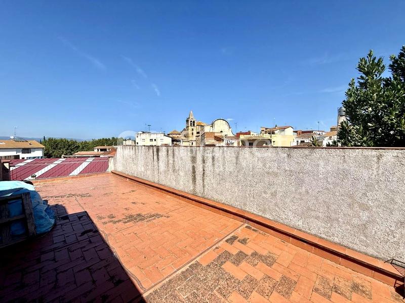 Foto 3b30cf2e-9e3b-4307-9522-528c0c6c4c4a. Casa se vende edificio emblemático en el corazón en Tordera