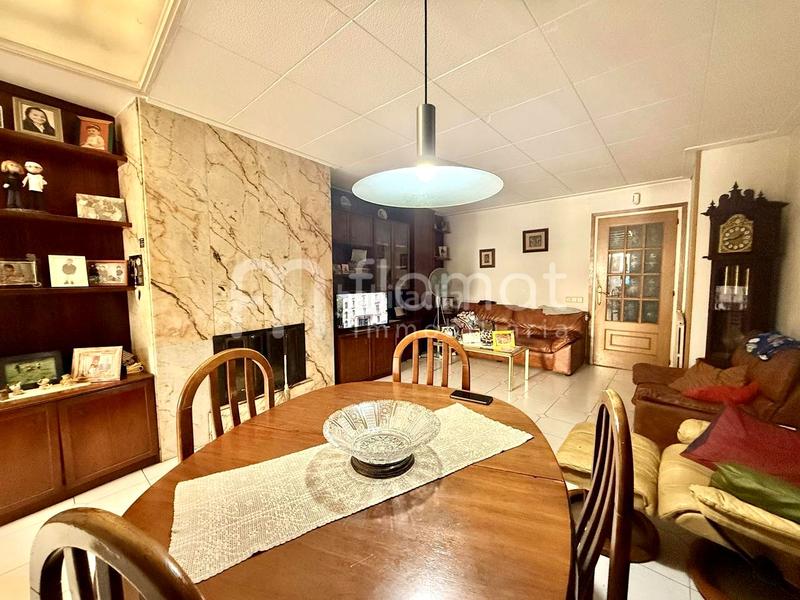 Foto 731a4457-0f47-48b5-b082-6fc13c6aa712. Casa se vende edificio emblemático en el corazón en Tordera