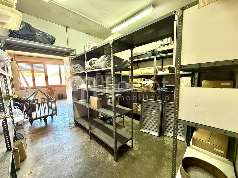 Foto aa52b3c4-73ec-4e94-88f7-3c52978c5feb. Casa se vende edificio emblemático en el corazón en Tordera