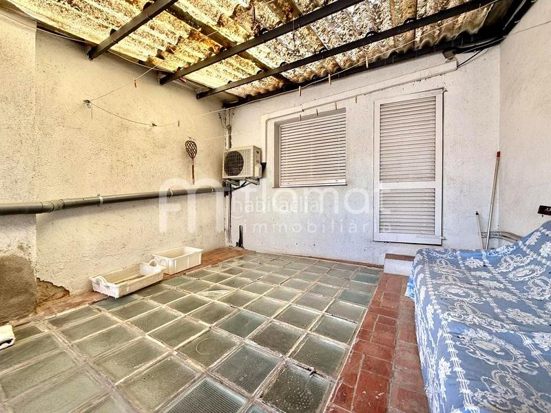 Foto b74bdac5-5270-437d-97c9-707995e07796. Casa se vende edificio emblemático en el corazón en Tordera