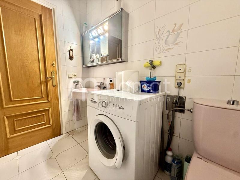 Foto cb4a84f8-4018-4336-88f6-88f41be5b25d. Casa se vende edificio emblemático en el corazón en Tordera