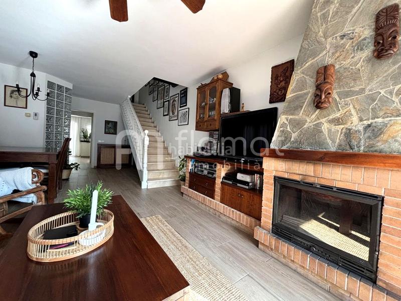 Foto f1671782-883f-449b-9aa0-0d52b5a7b637. Casa in Malgrat de Mar