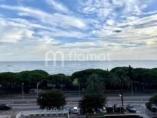 Piso en Malgrat de Mar. Se vende piso en primera linea de mar en malgrat de mar