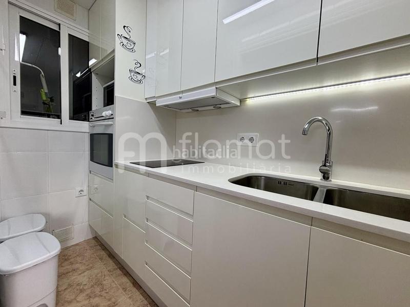 Foto d9e7ff47-9ea3-4e83-a937-ce7101d8a18d. Piso  en venta en Malgrat de Mar