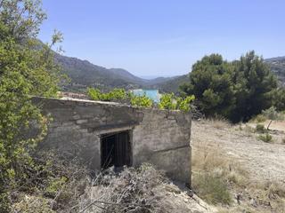 Casa a Beniardà. Almacén agrícola con vistas al pantano de guadalest.