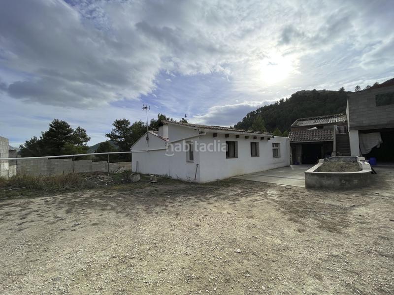 Foto e000683b-fe2c-49a2-8c14-7a38a526c300. House in Confrides