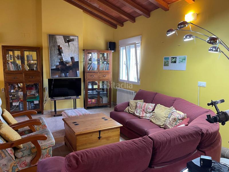 Foto 4294f964-fdae-499b-827e-8c797aef6a17. Country house with heating in Confrides