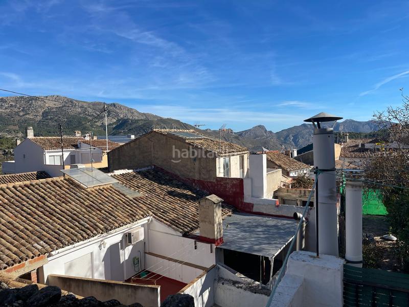 Foto 8a5902e3-679a-42a5-aadc-a8daf81d410a. Country house with heating in Confrides