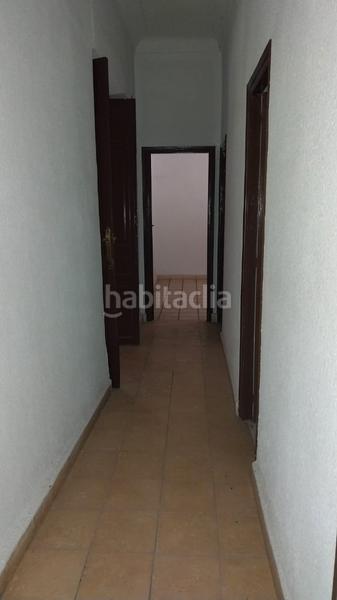 Foto 0746ef29-56e7-4ae7-8e7a-4f189fce4a51. Casa en calle molinos 14 se vende gran casa en alhendin en Alhendín