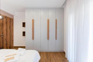 Location Appartement  Calle de cortes de aragón 43