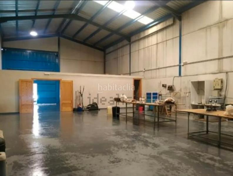 Foto ab5792d9-dd2d-44f8-b598-0a42d3ed8783. Nave industrial en calle mulhacen 144d nave industrial en Cijuela