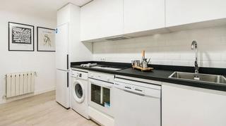Miete Etagenwohnung  Calle aoiz 6