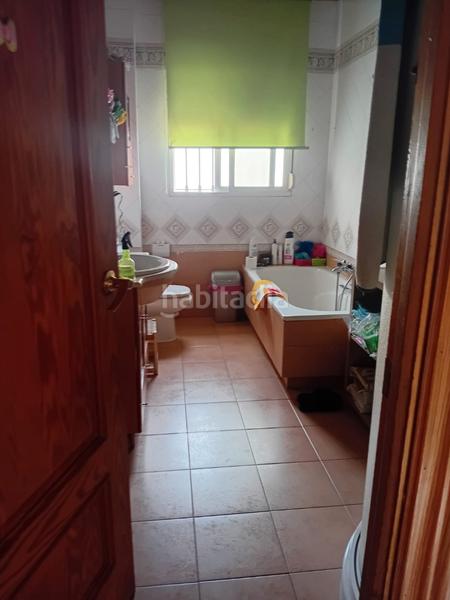Foto 46fe1ad0-17b1-4d79-a7cc-e6f58c96be78. Casa a schiera in calle nuestra señora del rosario 2 in Láchar