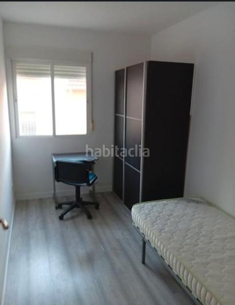 Foto 49bd8f83-9e81-4371-a3a9-da5b338c9031. Flat in calle miguel hernández 12 in Aljomahima - Ermita Gabias (Las)