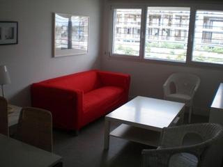 Location Appartement à Avenida del conocimiento 8. ??tu refugio moderno en el corazón del campus de la salud – con