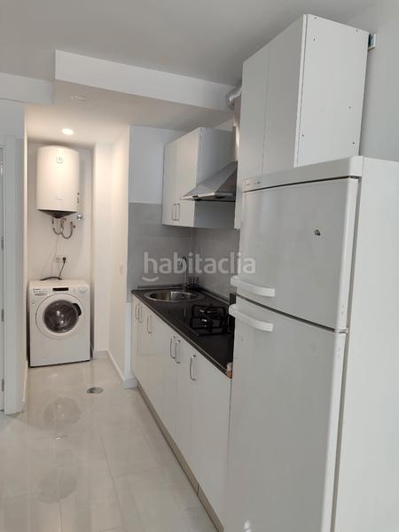 Foto e79a8903-50d5-46e1-9bcf-0ba98e43b399. Apartamento en calle islas 6 piso recién reformado. en Gabias (Las)