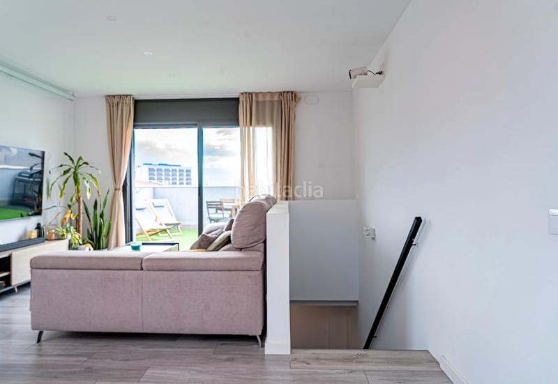 Foto 32d33b2f-02df-42d8-a291-88f4ea00cf6d. Dúplex amb calefacció a Sant Pere Nord Terrassa