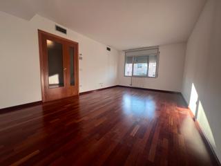 Affitto Appartamento  Carrer de joan baptista gali. Piso en alquiler en terrassa centre