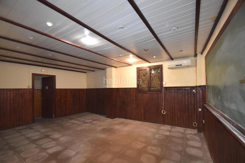 Foto 7bd41832-e4a9-4f7a-a6a3-a65bb03bd831. Rent business premise in maritim 106 in Barri de Mar Vilanova i la Geltrú